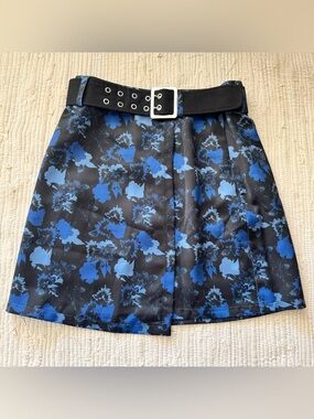 Bebe Blue Floral Belted Mini Skirt High Waist A-Line Lined XS